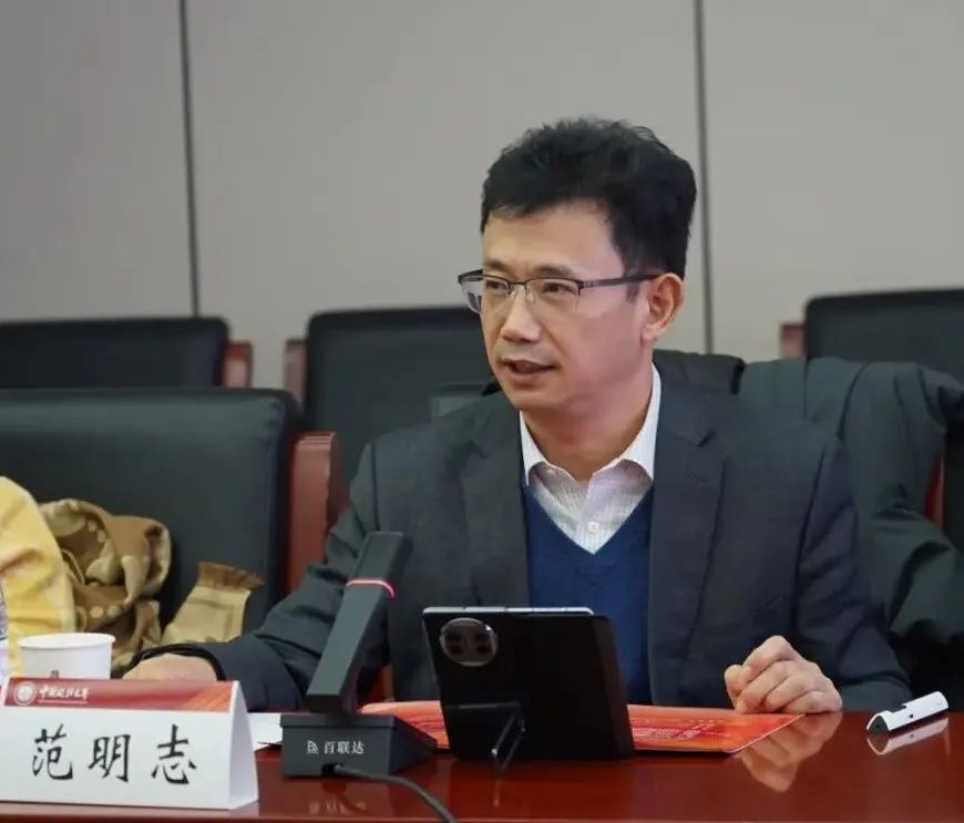 1767600388775424.jpg 05.jpg